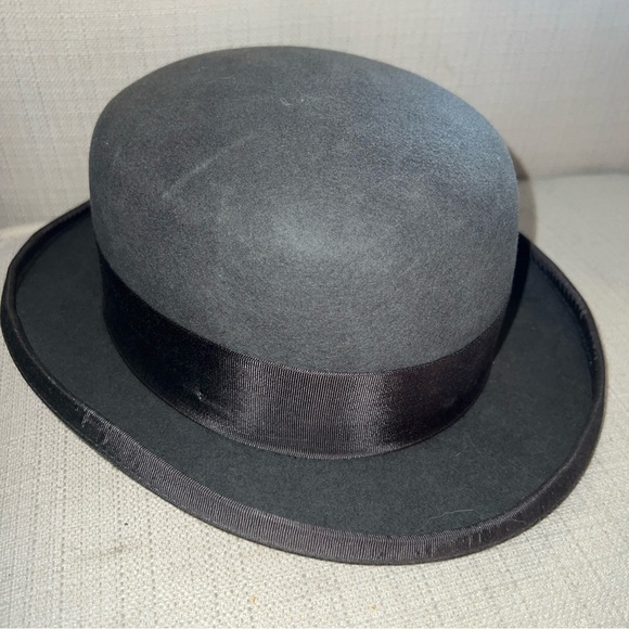 One Fresh Hat 100% Wool Classic Bowler Hat Size Small - Picture 2 of 9